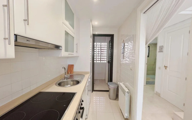 Casa Mila Roda Sleeps 4 With Pool