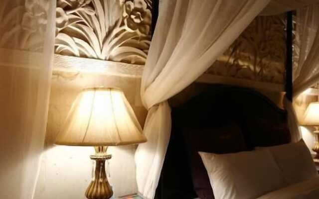 THE YORKER De'luxe Motel