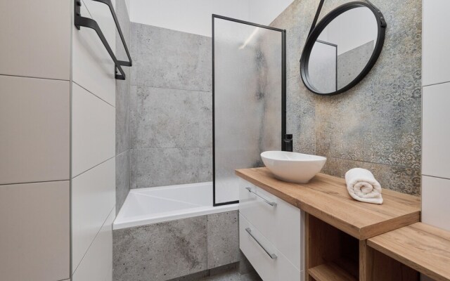 Norwida Apartment Wroclaw by Renters
