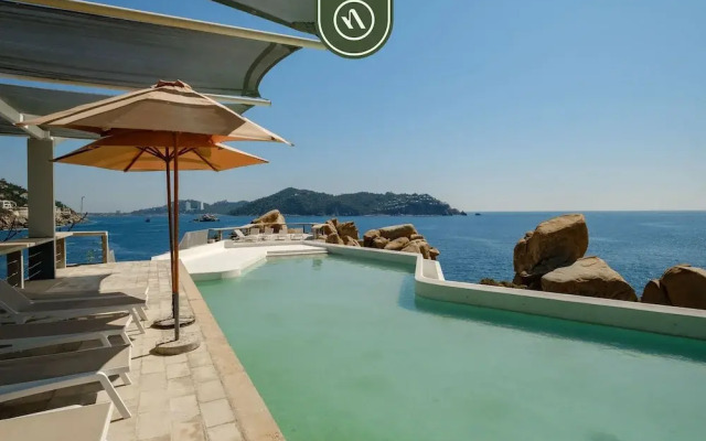Ibiza 104 Gh03 in Acapulco