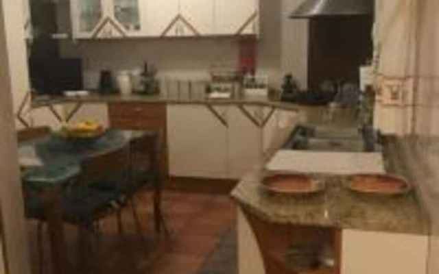 Zizis Place