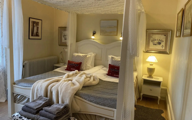 Strand Hotell