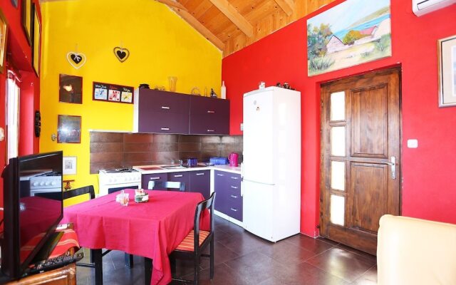 Holiday House Kolic for 2 Persons