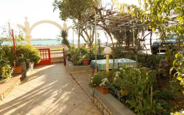 Apartments Tona