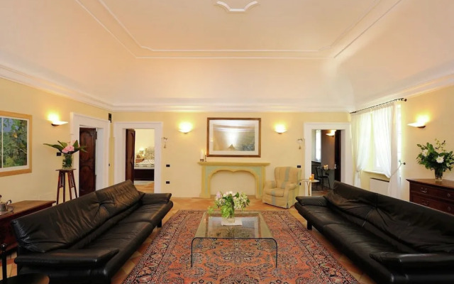 Villa in Montemaggiore With Private Pool