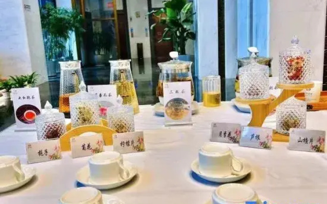 Rose Hotel (Nanyang Zhangheng Avenue Municipal Government Store)