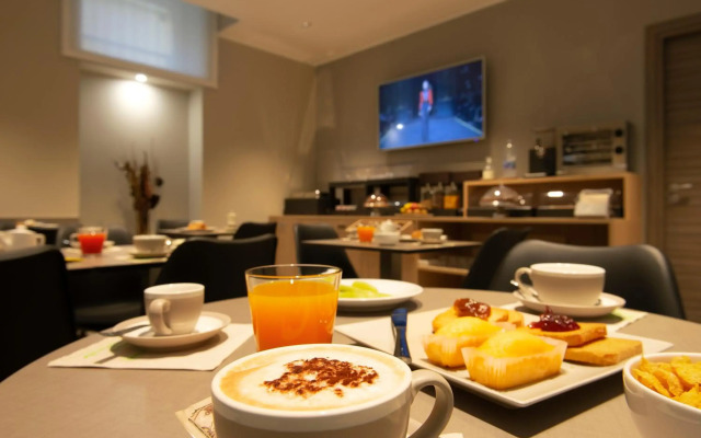 Hotel H21