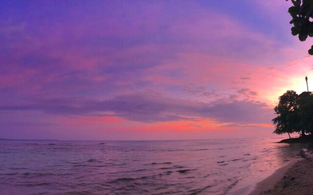 Playa Chiquita Lodge