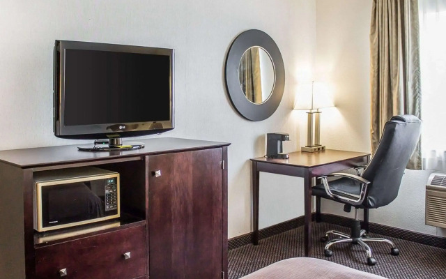 Quality Inn & Suites Sturgeon Bay