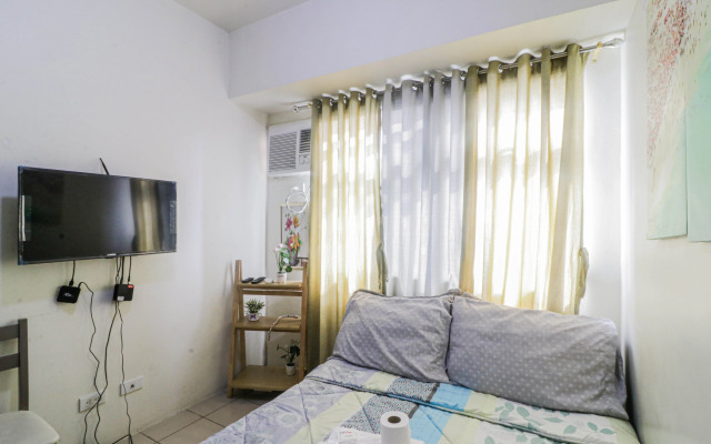 Grass Residence Sm North Condotel by Mademoiselle