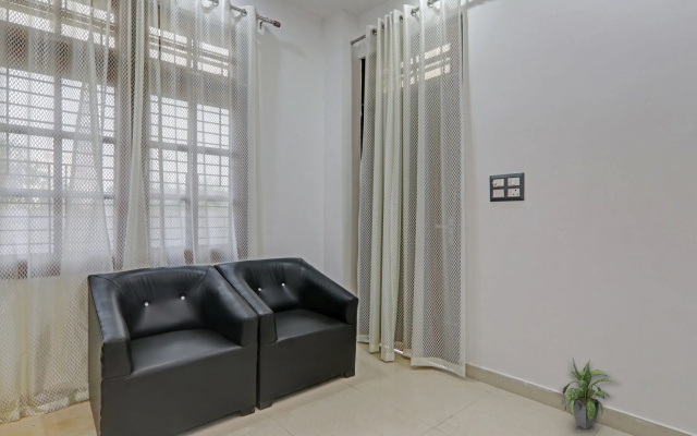 Townhouse Relax Inn