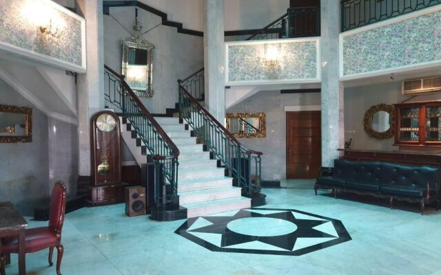 Arimbi Pejaten Suites