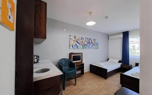 Zeytin Suit Bozcaada