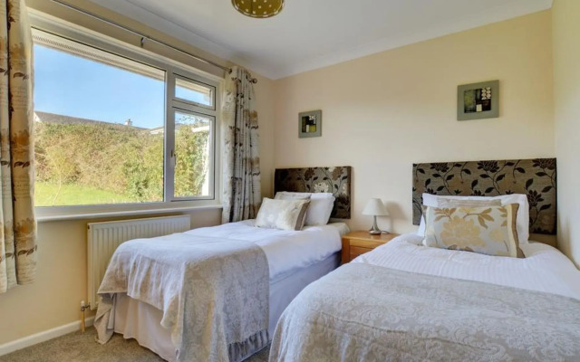 Holiday Home Bluejay