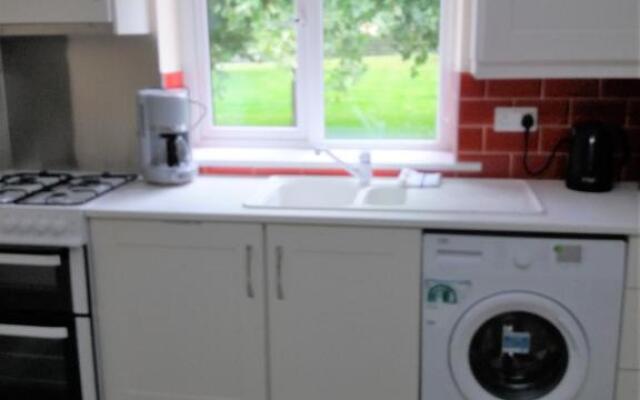 Lettermore 1 Apartment