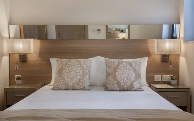 Plaza Regency Hotels