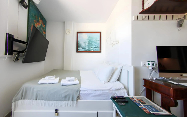 Astoria Studio for Beach Holiday