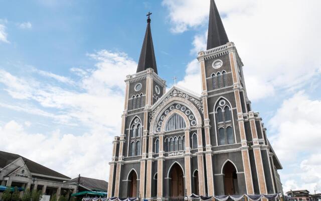 Chanthaburi Center Hotel