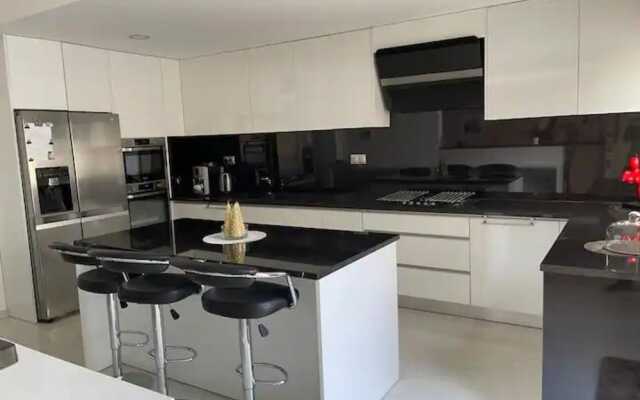 Modern villa located Praia - Cabo verde