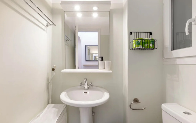 Starry Nights - Elegent Studio in Athens