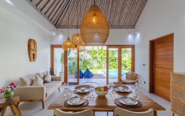 Villa Louna by Pertama Stay – Guest Rooms – Denpasar
