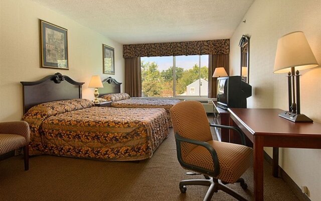 Wynnwood Plaza Hotel