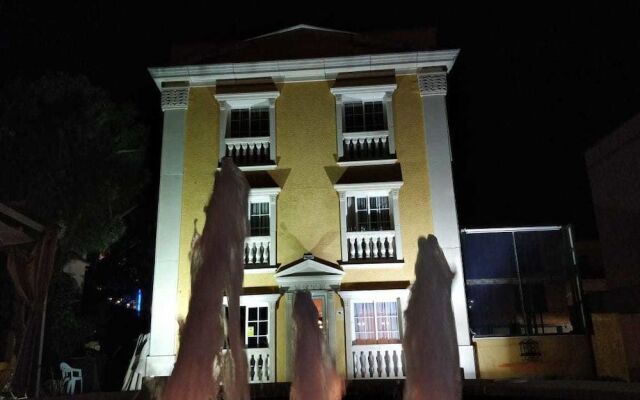 Hotel Pete