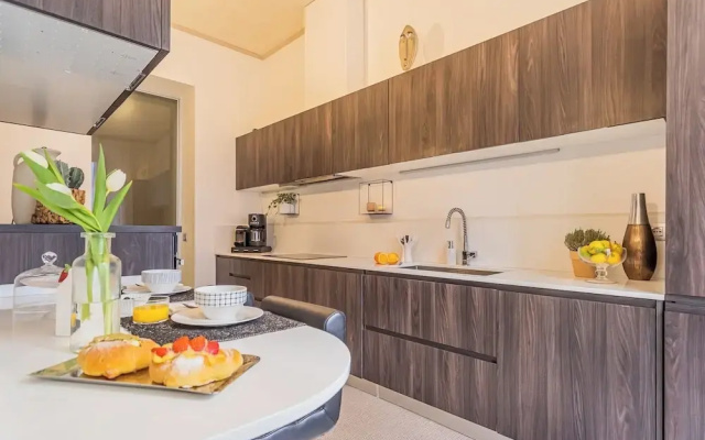 Rovelli 41 by Rent all Como
