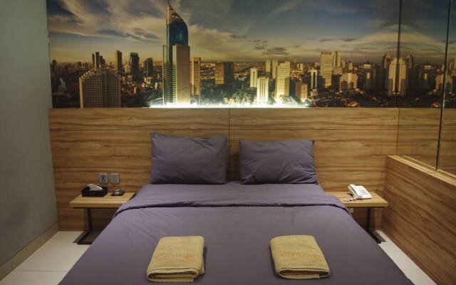 Orange Inn Hotel Mangga Besar