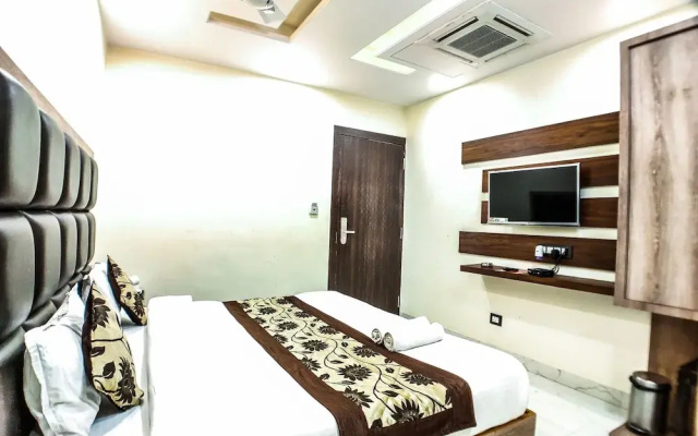 Hotel Orchid  Inn