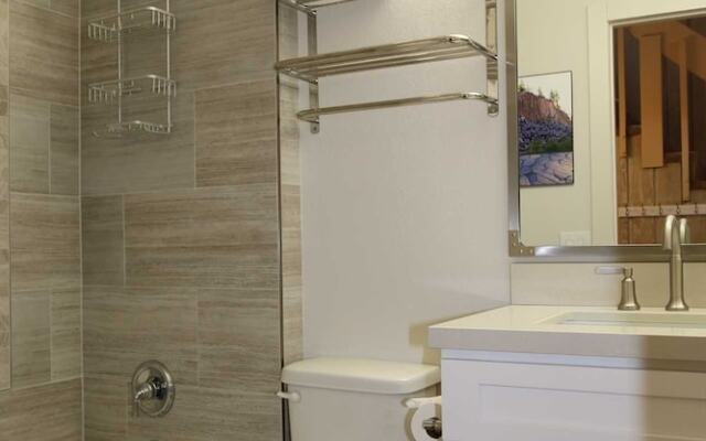 Mammoth S #222 2 Bedroom Condo