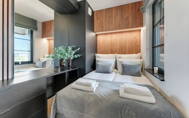 Doki Living & Foodhall by Downtown Apartments