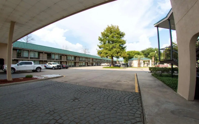 OYO Hotel Port Allen LA I-10 West