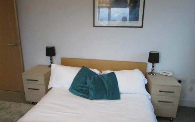 Cheltenham Plaza - Bliss Apartments