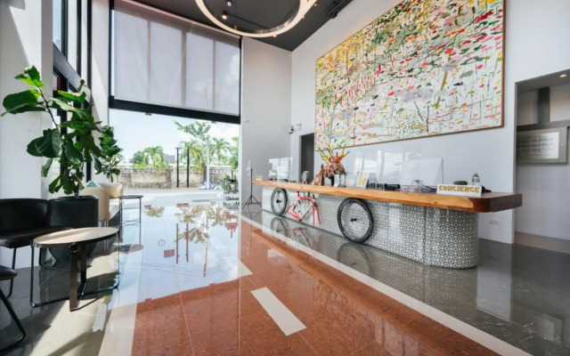 Tour De Phuket Hotel