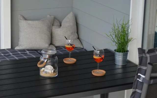 Houseboat Hecht in Egernsund at the Marina Minde