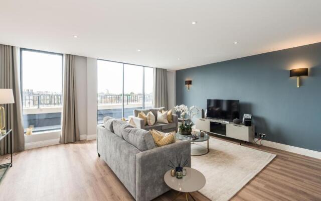 The Carlyle - Elegant Serviced Apartments