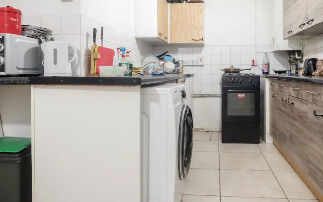 Teviot Street - Deluxe Double Room
