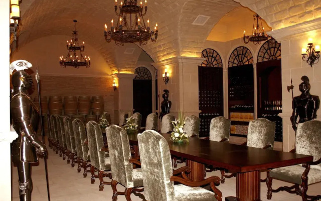 Ovation Three-Convalescence Hotel