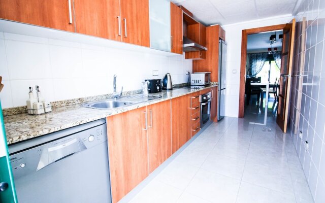 Gorgeous apartment in Albamar