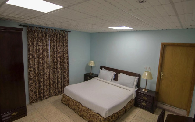 Seven Garden Alhada Suites
