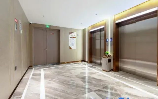 Jin'an Hotel (International Trade City)