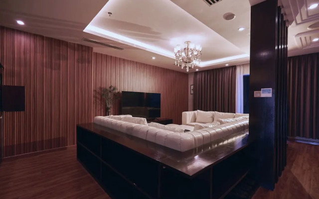 Mercury Apartment Danang