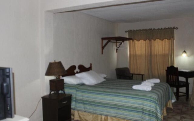 Bonefish Hotel