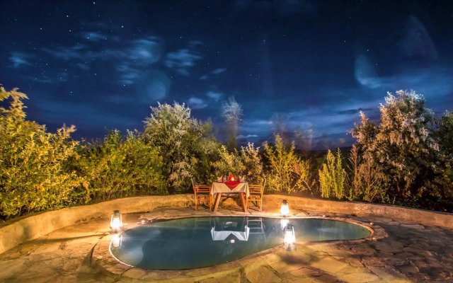 Naivasha Kongoni Lodge - Lakefront Getaway