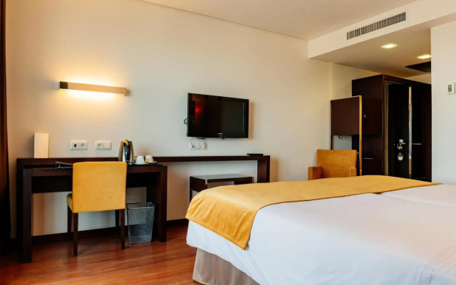 Axis Porto Business & Spa Hotel