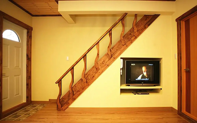 Jeongseon Mindoongsan High One Pension