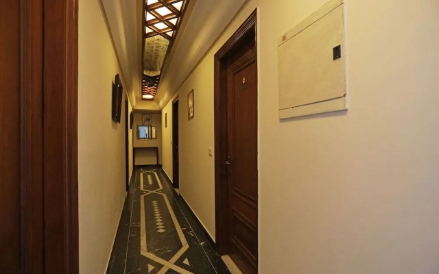 OYO Rooms GK 1