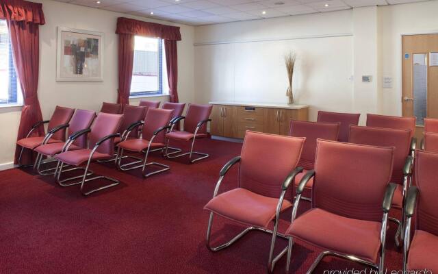 Holiday Inn Express London - Park Royal by IHG