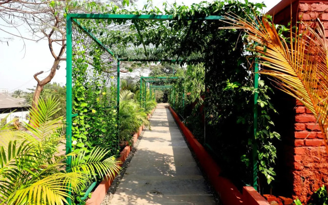 OYO 24335 Pali Village Resort